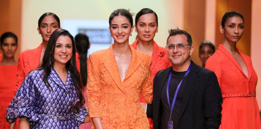 Ananya Panday walks the ramp during show by Fashion Designer PANKAJ AND NIDHI the FDCI x Lakmé Fashion Week 2022 at Jio World Convention Centre in Mumbai, India on 15th October 2022.

Photo : FS Images / FDCI x Lakme Fashion Week / RISE Worldwide
